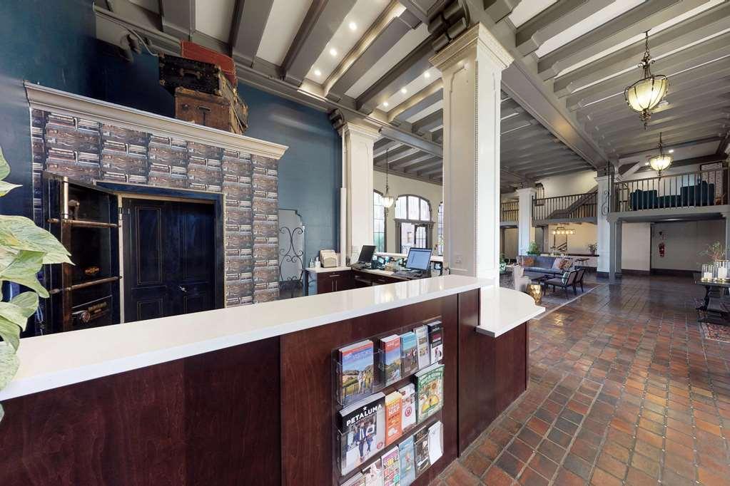 Hotel Petaluma, Ascend Hotel Collection Dalaman gambar